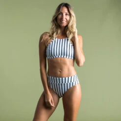 BAS DE MAILLOT DE BAIN DE SURF FEMME TAILLE HAUTE GAINANTE NORA MARIN BLANC GRIS 16 BAS DE MAILLOT DE BAIN DE SURF FEMME TAILLE HAUTE GAINANTE NORA MARIN BLANC GRIS -Kitesurf Boutique bas de maillot de bain de surf femme taille haute gainante nora marin blanc gris 4