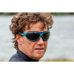 Lunette Soleil Flottantes Sport Nautiques OCEAN TierraFuego Bleu Et Fume -Kitesurf Boutique lunette soleil flottantes sport nautiques ocean tierrafuego bleu et fume 4