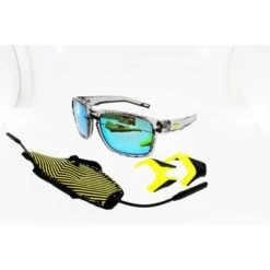 Lunettes De Soleil Julbo Shield M Gris Bleu Polarisé , Coques Amovibles -Kitesurf Boutique lunettes de soleil julbo shield m gris bleu polarise coques amovibles 4