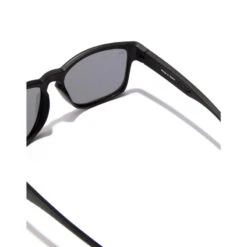 HAWKERS Lunettes De Soleil Pour Homme Et Femme POLARIZED BLACK - CORE Raw -Kitesurf Boutique lunettes de soleil pour homme et femme polarized black core raw 4