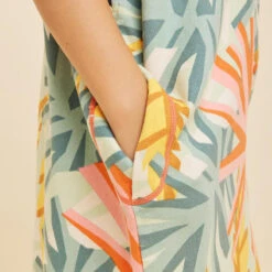 Poncho Surf Enfant 135 à 160 Cm - 550 Jungle -Kitesurf Boutique poncho surf enfant 135 a 160 cm 550 jungle 3