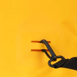 Sac étanche IPX4 20L Jaune -Kitesurf Boutique sac etanche ipx4 20l jaune 7