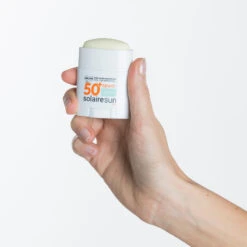 Decathlon STICK SOLAIRE SPORT SPF50+ 25GRS -Kitesurf Boutique stick solaire sport spf50 25grs 2